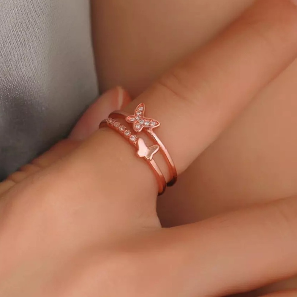 Butterfly ♡ Crystal Ring - Picture 4 of 8